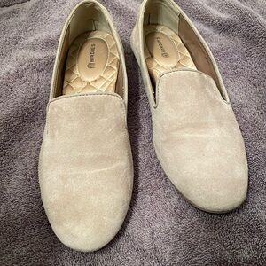 Birdies slip on loafer flat. Size 7.5.  Tan color. Suede leather upper